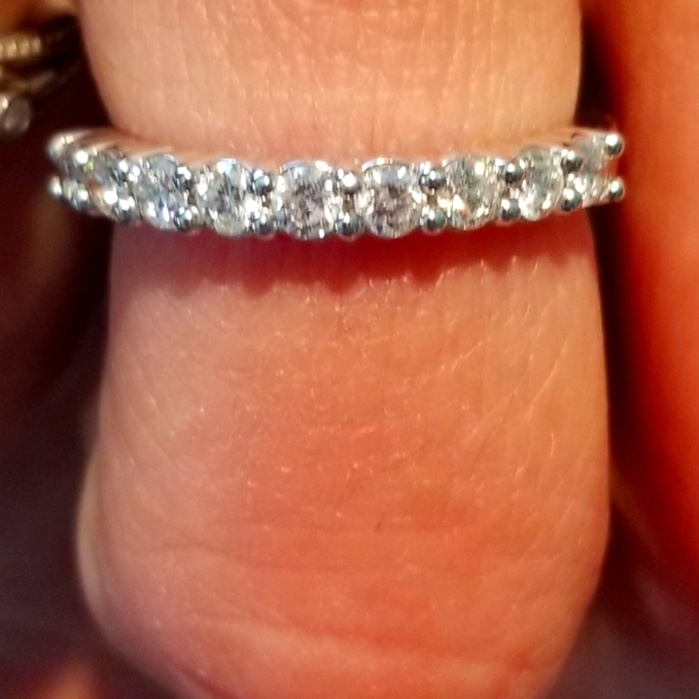 14 Karat White Gold Diamond Ring